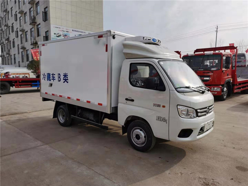 國六 福田3.1米藥品運輸冷藏車